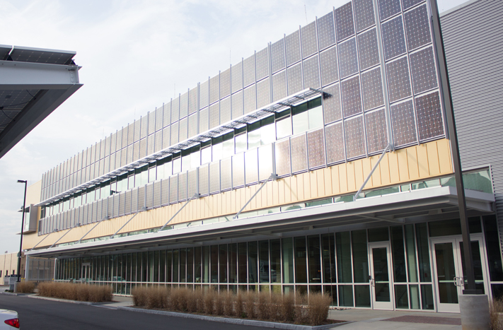 The Carbon Neutral Energy Solutions Laboratory features photovoltaic arrays for solar power, generating 290 kW. The building was awarded Platinum LEED status for its sustainability measures. Photo by Sho Kitamura, courtesy of the Technique.